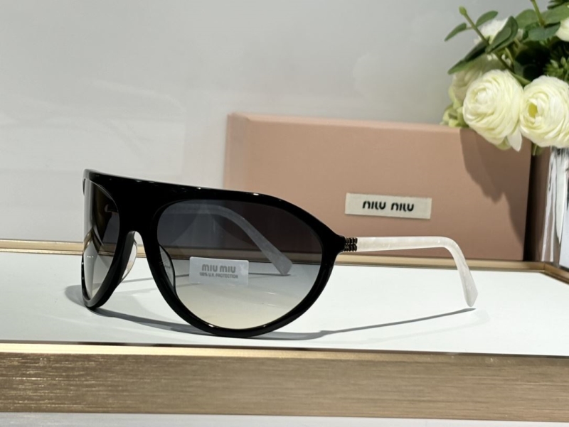 MIU MIU